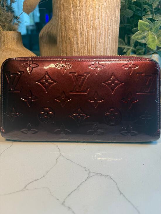 Louis Vuitton Handbags - Louis Vuitton Monogram Vernis Patent Leather Zippy Zip Around Wallet